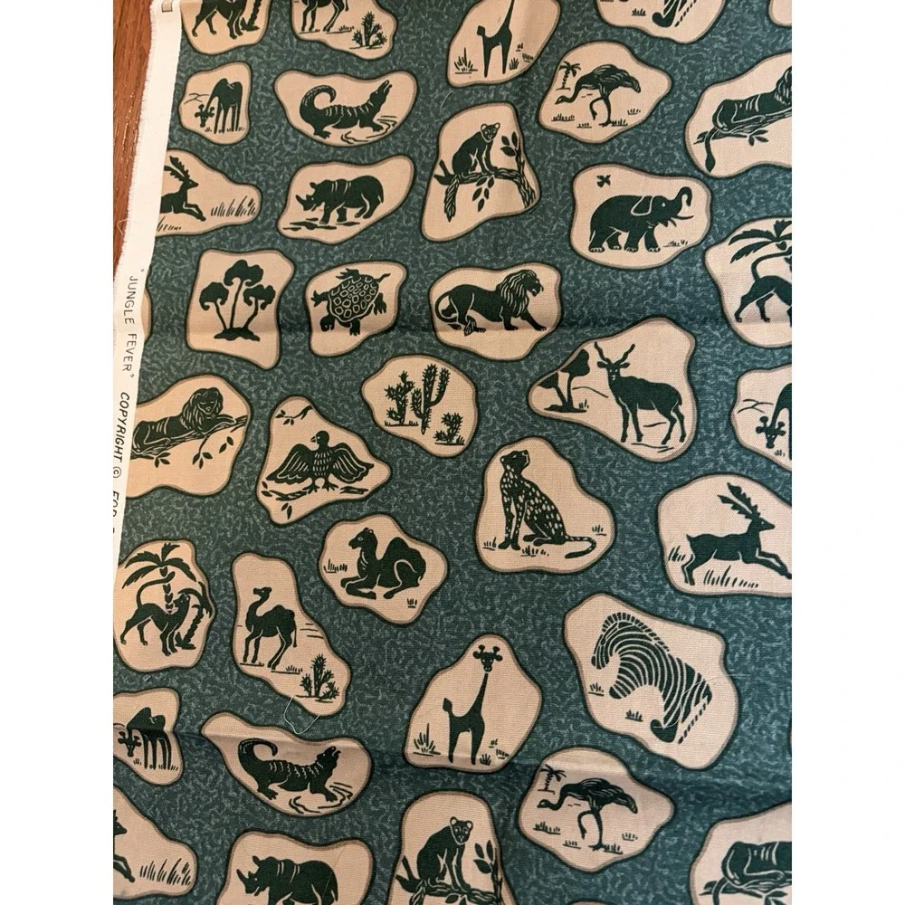 Bassett McNab Vintage Safari Animal Print Fabric Jungle Fever 37x45 W